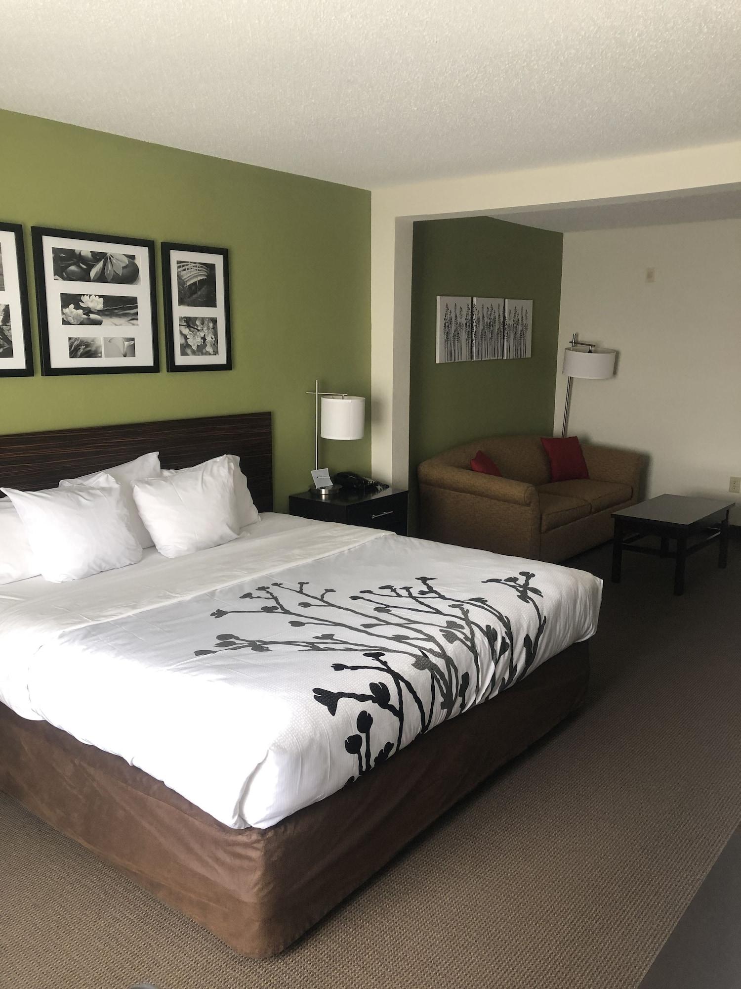 Sleep & Virginia Horse Center Hotel 3*