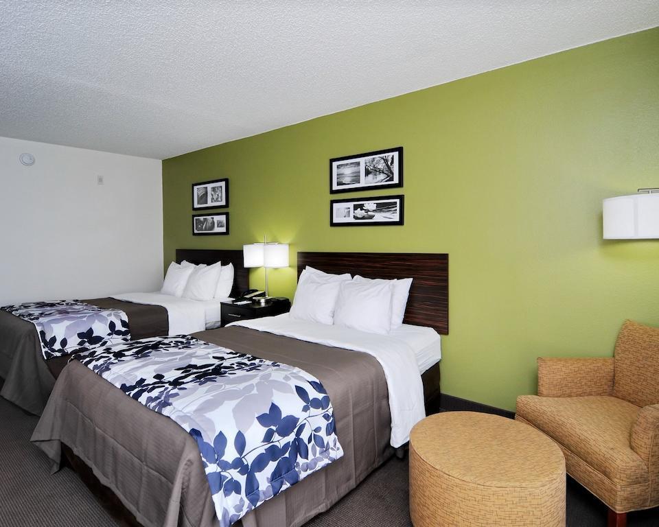Hotel Sleep & Virginia Horse Center 3*