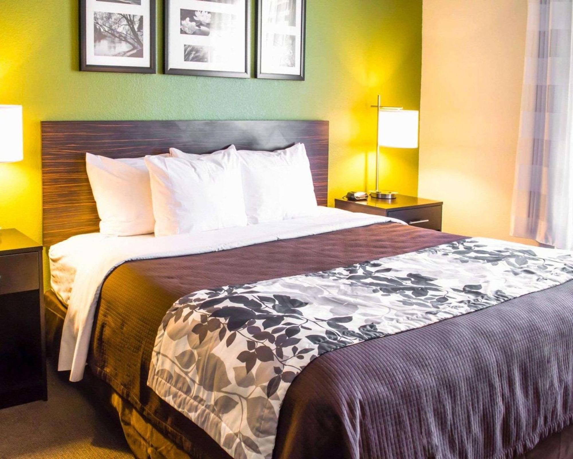 Sleep & Virginia Horse Center Hotel 3*