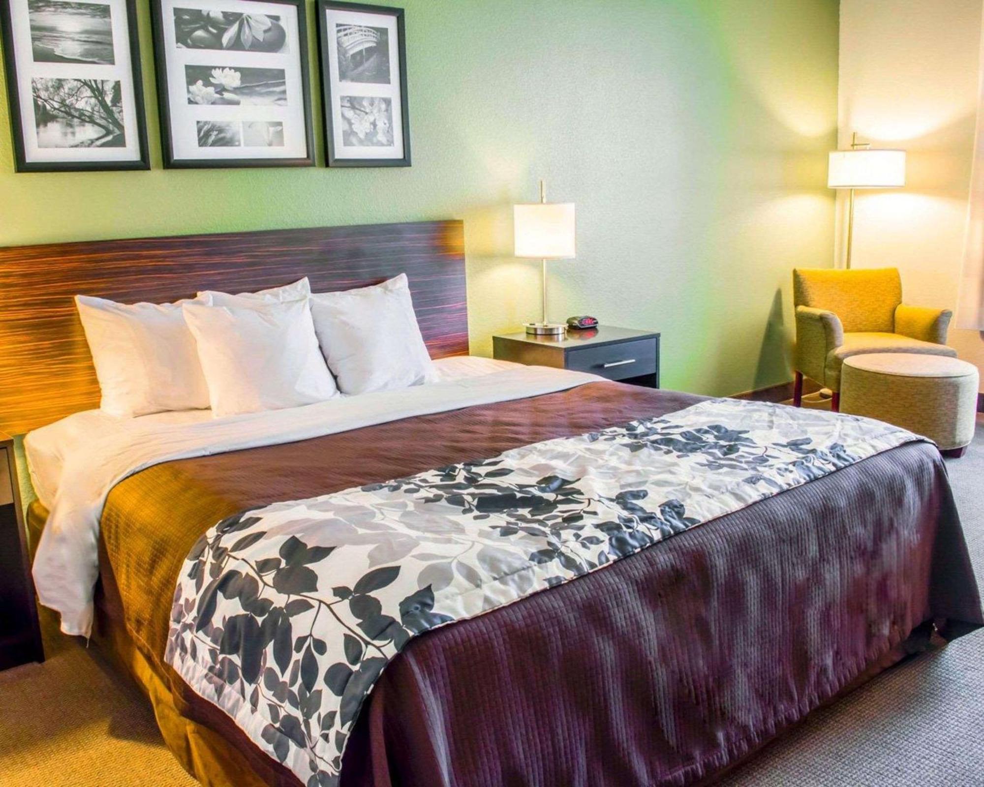 Sleep & Virginia Horse Center Hotel Lexington