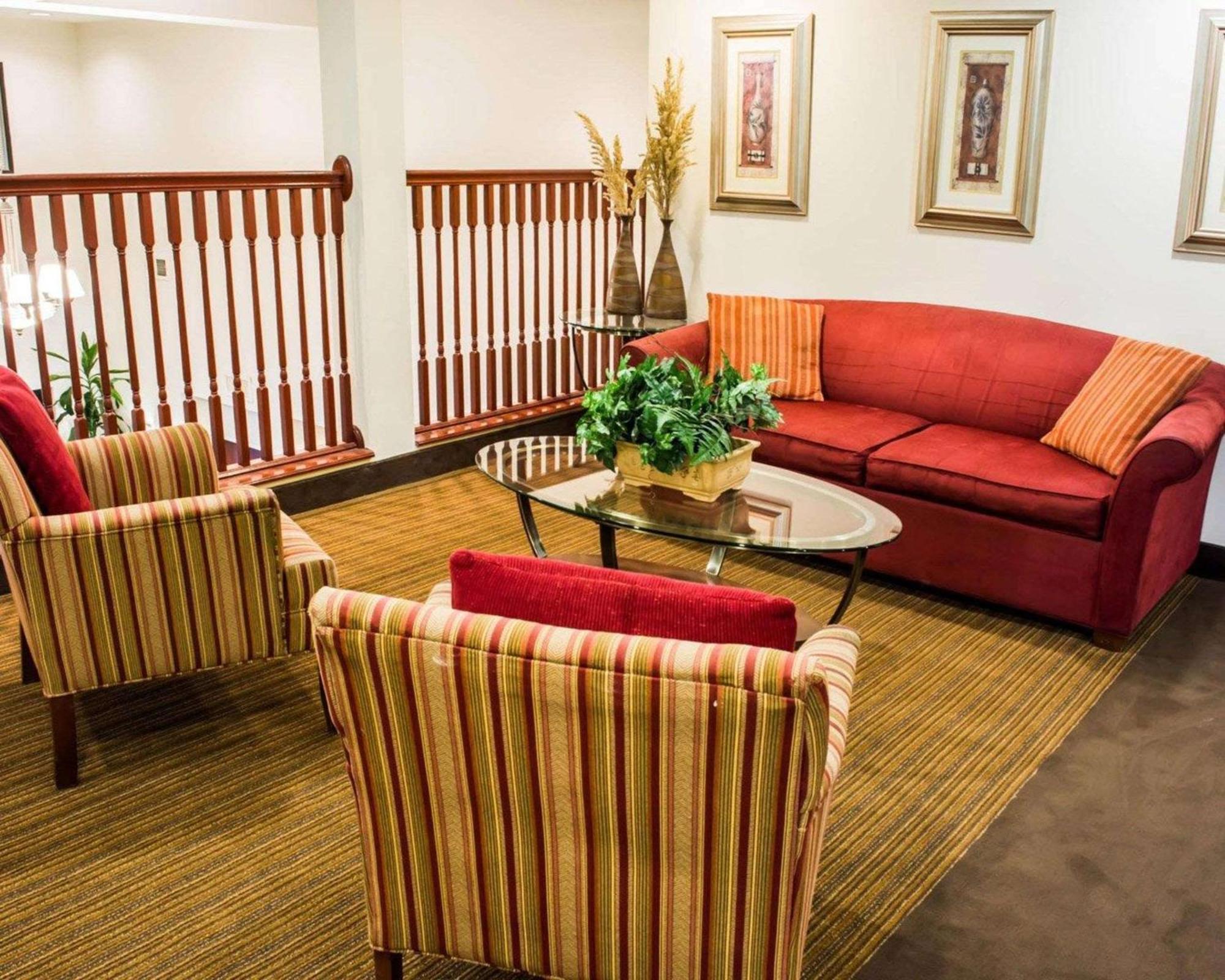 Hotel Sleep & Virginia Horse Center Lexington